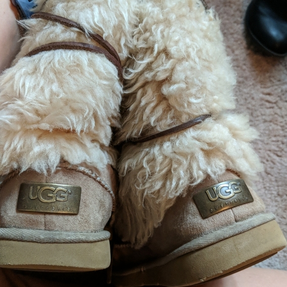 Boot - Picture 2 of 4